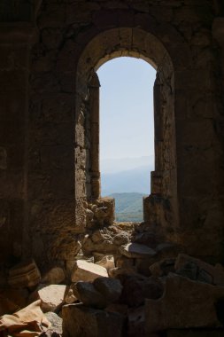 Eski kalenin kalıntıları.