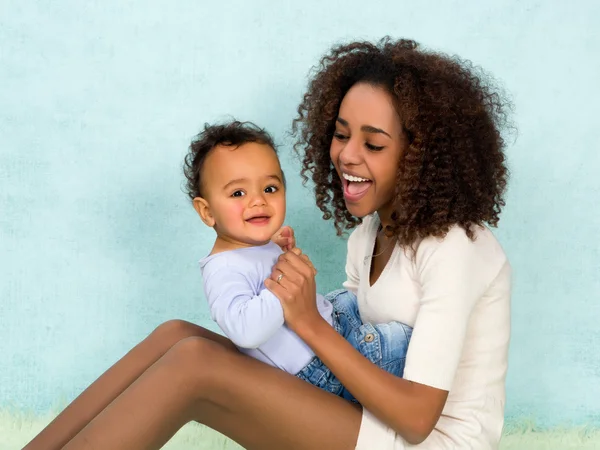 Africano madre e bambino avendo divertente — Foto Stock