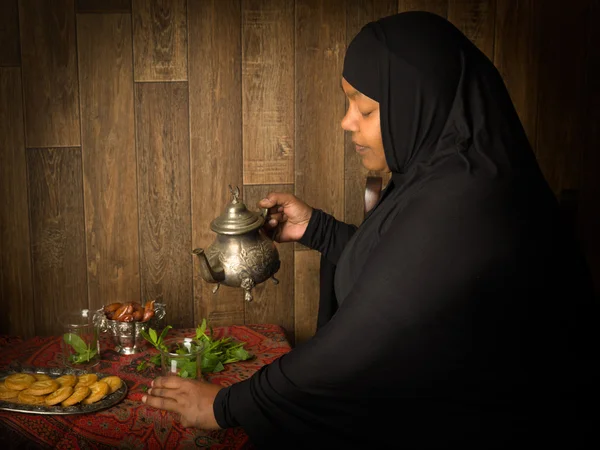 Мусульманский чай с мятой — стоковое фото