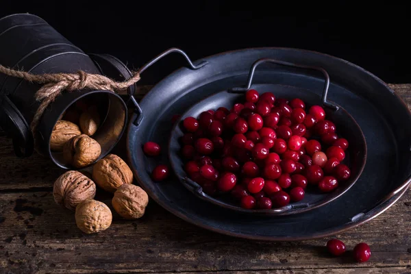 Antique Dish Rustic Jar Filled Fresh Cranberries Walnuts Thanksgiving — Stock Photo, Image