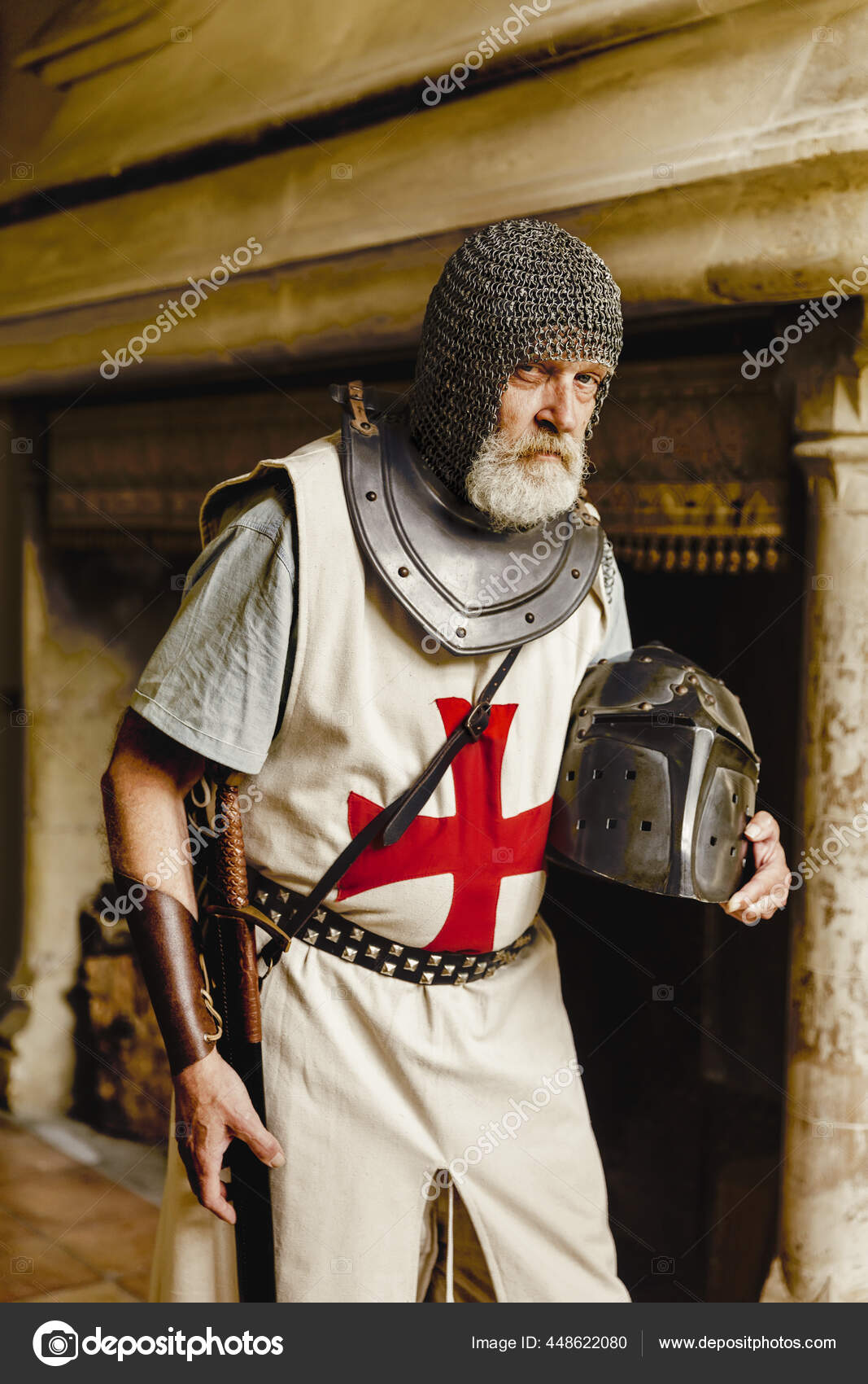 Authentic Knight Medieval Crusader Outfit Helmet Chainmail Sword Stock  Photo by ©Klanneke 448622080