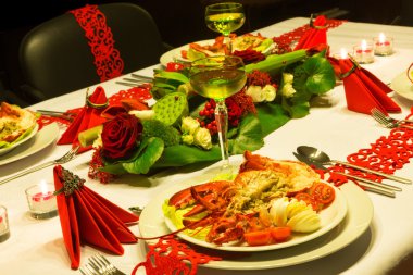 Kırmızı şeritler Festival tablo
