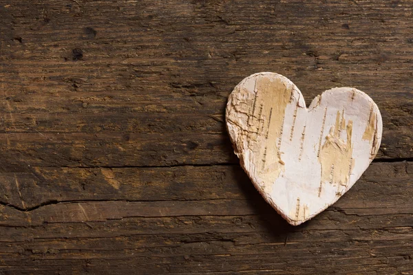 Coeur sur texture bois — Photo