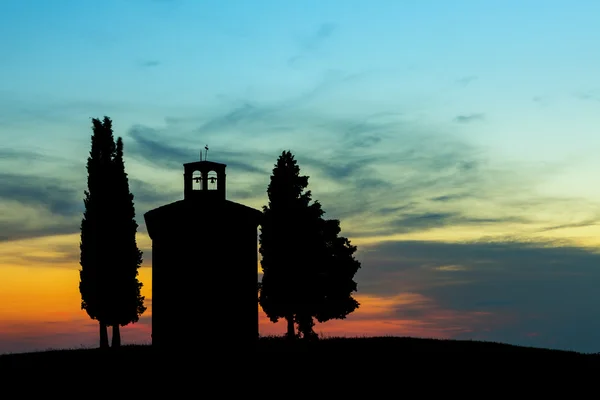 Cappella retroilluminata in Toscana — Foto Stock