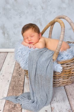 küçük bebek sepeti