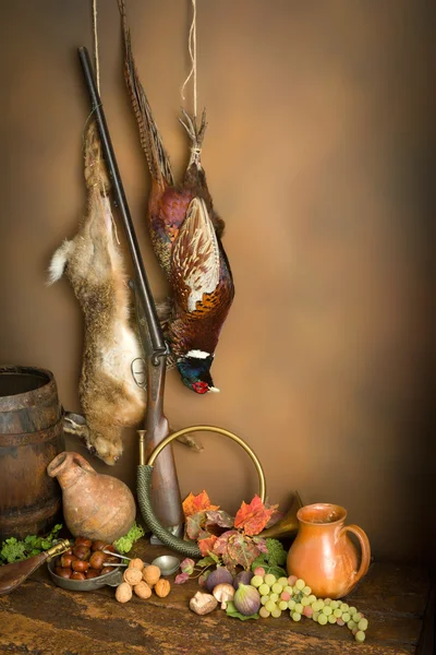 Chifre de caça e caça — Fotografia de Stock