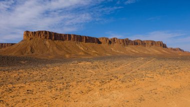 Anti-Atlas Fas 'ta bir dağ silsilesidir.
