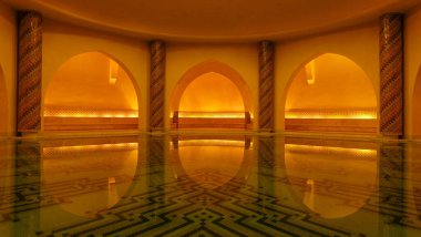 Kazablanka, Fas 'taki Hasan 2 Camii' nde hamam veya Türk hamamı