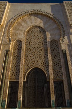 Hassan II Camii, Afrika 'nın en büyük ikinci camii ve dünyanın yedinci büyük camii.