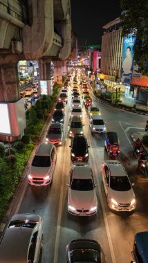 Bangkok, Tayland 'ın göbeğinde yoğun bir trafik var
