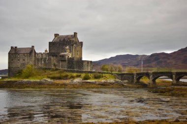 İskoçya, Duich Gölü 'nden Eilean Donan Kalesi