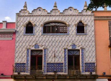 Meksika 'nın Puebla şehri renkli binalarla dolu.