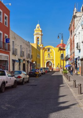 Puebla, Meksika 'nın Puebla eyaletinin başkenti ve en büyük şehridir.