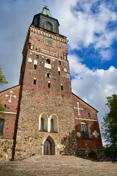 フィンランドのカトリック大聖堂であったトゥルク大聖堂は 今日ではフィンランド福音ルーテル教会の母教会となっている — ストック写真