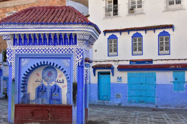 摩洛哥Chefchaouen Haouta广场的公共饮水机 — 图库照片