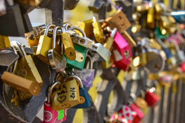 Çek Cumhuriyeti Prag 'da aşk kilitleri