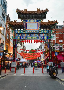 Çin tarzı bir kapı Çin Mahallesi, Londra
