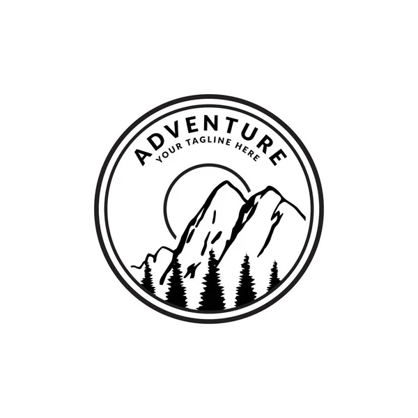 Logo Aventure Design Badge Vintage — Image vectorielle
