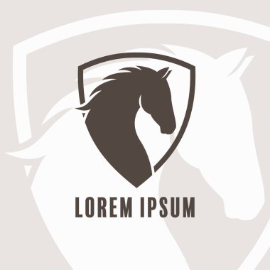 Bir kalkan içinde at kafası silueti, altında daha büyük bir at kafası silueti ve arkaplan süsleyen soyut şekiller