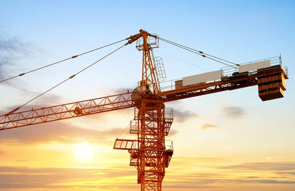 Guindaste de canteiro de obras close-up — Fotografia de Stock