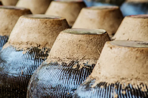 Bira yemekleri, özenle düzenlenmiş.