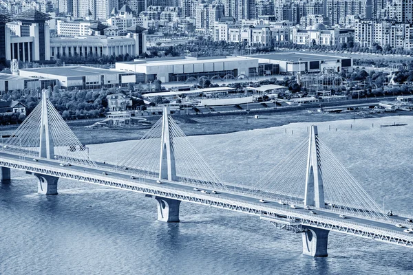 Puente aéreo moderno — Foto de Stock