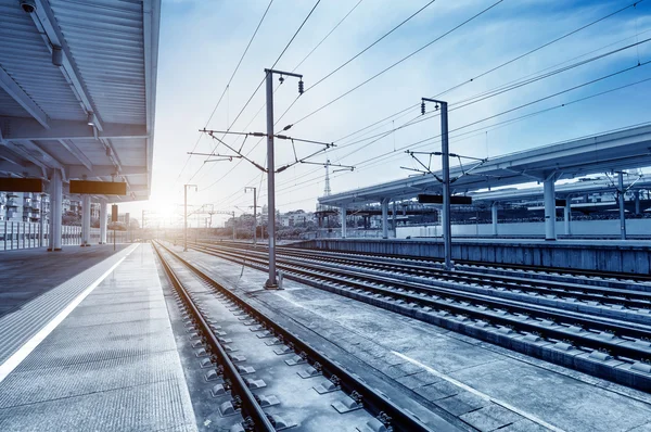 Järnvägsstationer och tåg — Stockfoto