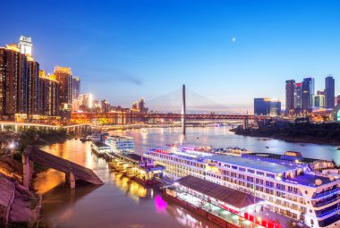 Çin Chongqing şehir ışıkları