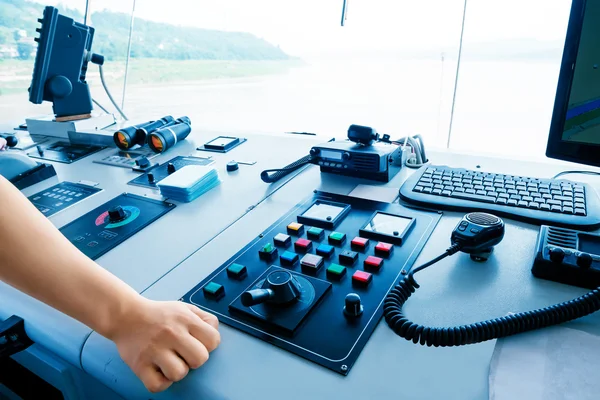 Cruise control room equipment — Stock Photo, Image