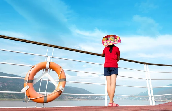 Deck watching the scenery woman — Stock Photo, Image