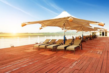 Konteyner terminal bağlantı noktası