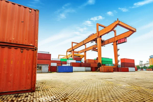 Container terminal port — Stockfoto