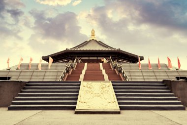 Mingtang, Tang Hanedanı 'nda antik bir binadır ve antik zamanlarda ibadet yeridir. Luoyang, Çin.