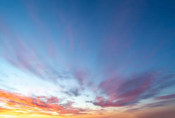 Tramonto Alba Con Nuvole Raggi Luce Altri Effetti Atmosferici — Foto Stock