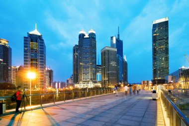 gökdelenler, shanghai