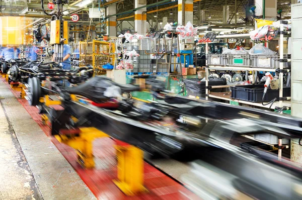 Pickup truck production line — Stock Photo, Image