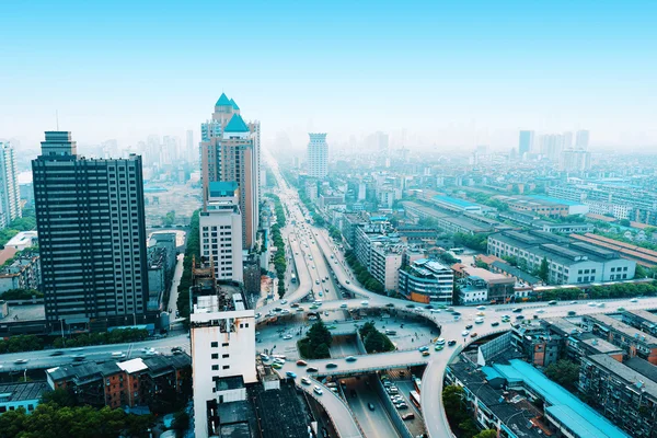 Vista aérea do viaduto da cidade — Fotografia de Stock