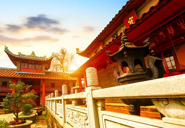 Arquitectura clásica china, atardecer del paisaje . — Foto de Stock