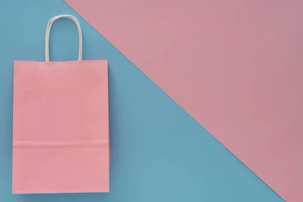 Tas Belanja Kertas Pink Dengan Latar Belakang Merah Muda Dan — Stok Foto