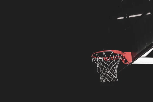 Backyard Basketball Hoop Dark Background Trees — Stock Photo, Image