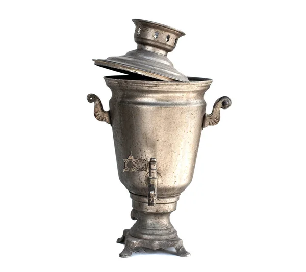 Antico Samovar Cromato Contaminato Fuliggine Grasso Fondo Bianco Isolato — Foto Stock