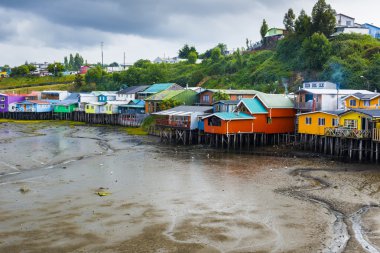 Castro, Chiloe Adası (Şili içinde Palafitos (Uzunbacak evleri))