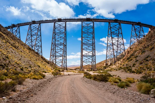 Viaducto de La Polvorilla en el Noroeste de Argentina — Foto de Stock