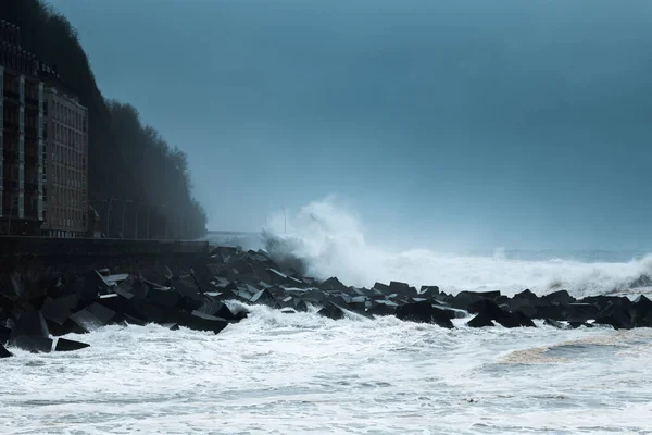 Waves Breaking New Promenade San Sebastian Storm Bella Spain — Stock Photo, Image