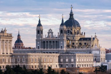 Almudena Katedrali, Madrid, İspanya