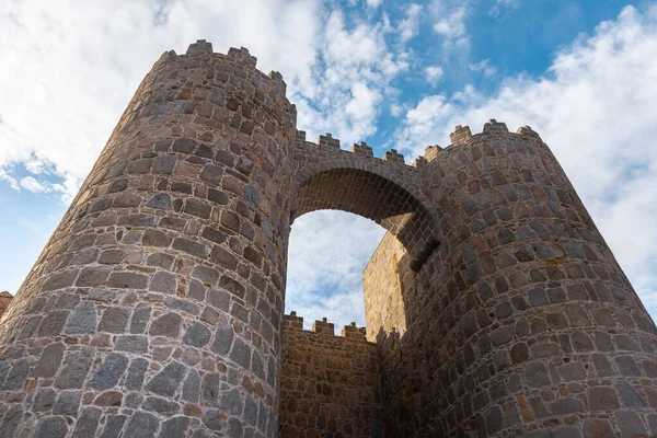 Portão San Vicente Muralha Medieval Cidade Ávila Espanha — Fotografia de Stock