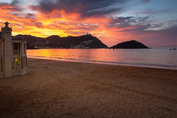 Zachód Słońca Plaży Concha Donostia San Sebastian Kraj Basków Hiszpania — Zdjęcie stockowe