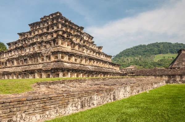 Пирамида Ниш, Эль Таджин, Веракрус (Мексика) ) — стоковое фото