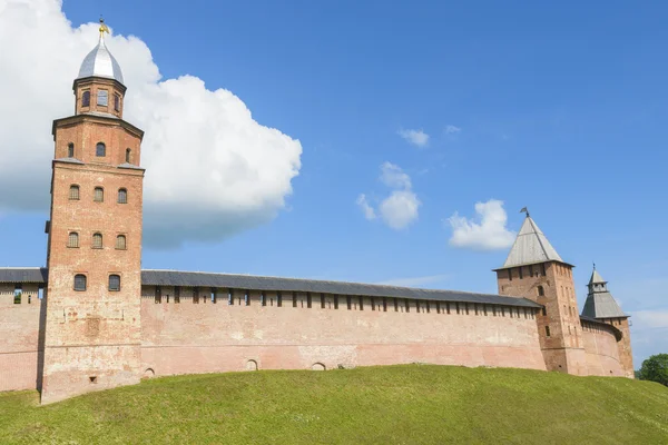 Kremlin de Novgorod en Veliky Novgorod, Rusia — Foto de Stock