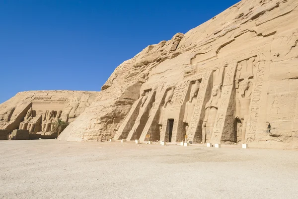 Templo de Ramsés y Templo de Nefertari, Abu Simbel, Egipto — Foto de Stock
